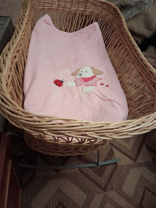 Кошара за бебе- люлееща се