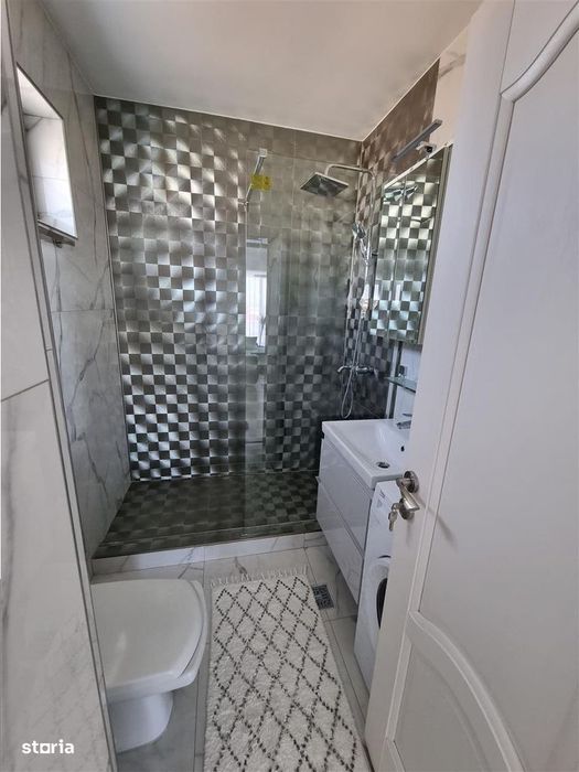 Apartament tip penthouse 2 camere si terasa proprie