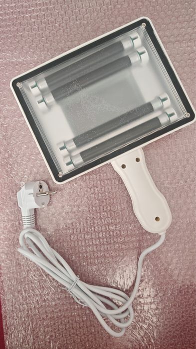 Vând Lampa WOOD nou