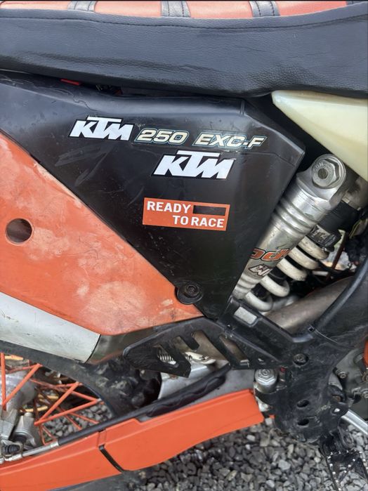 Vând ktm 250 exc-f