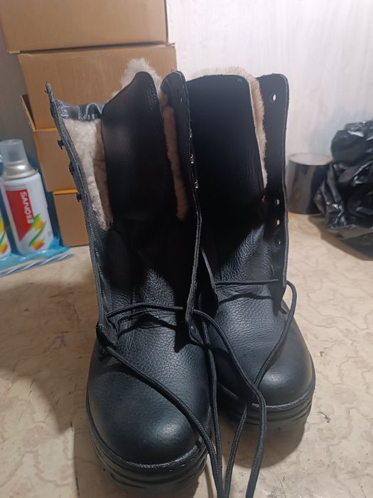 Продам берцы военные.
