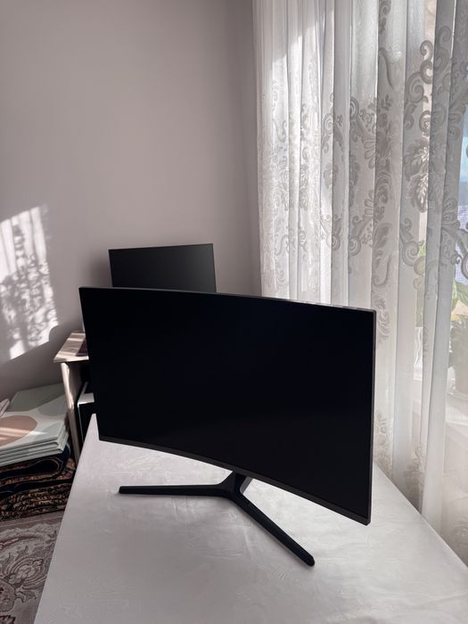 Монитор samsung 32дм компьютер игрывой