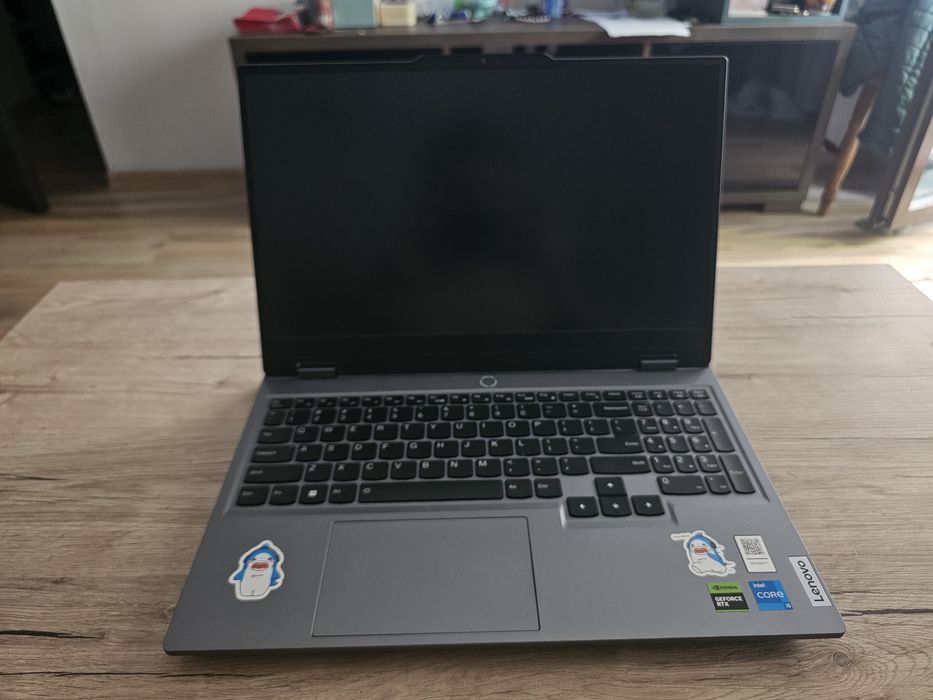 Laptop gaming Lenovo LOQ 15IRX9