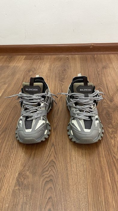Balenciaga track серые