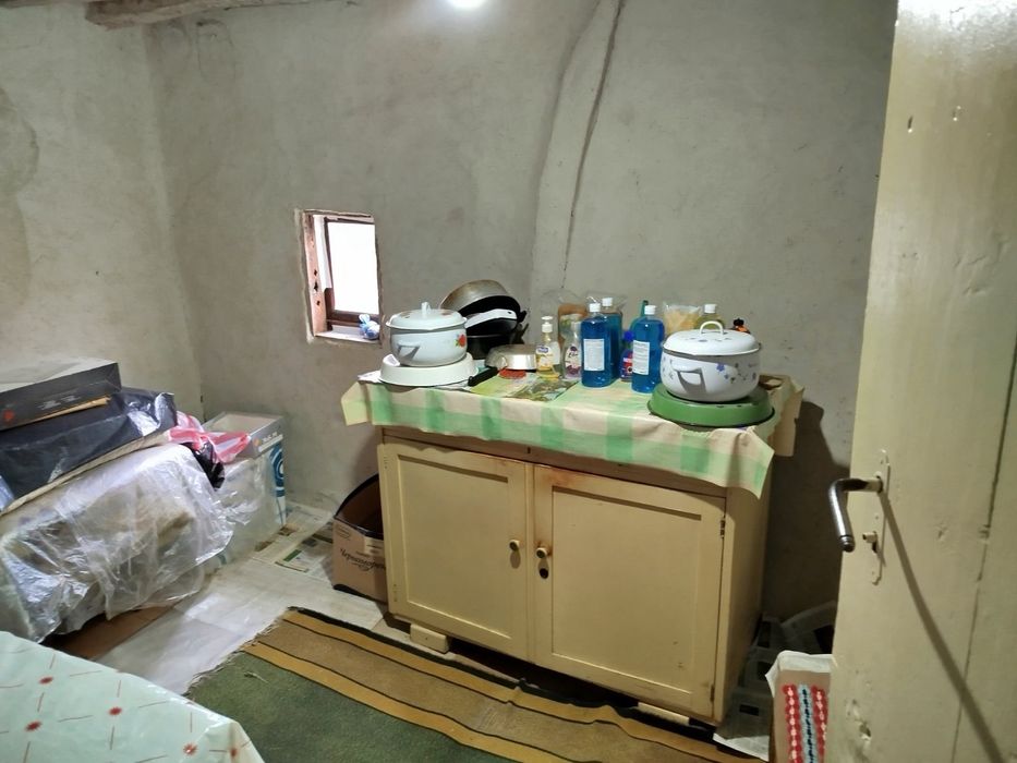 Продава къща  в с. Джулюница