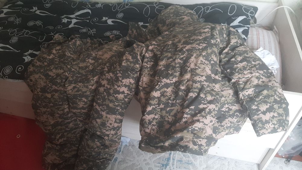 Продам бушлат и ватники новые