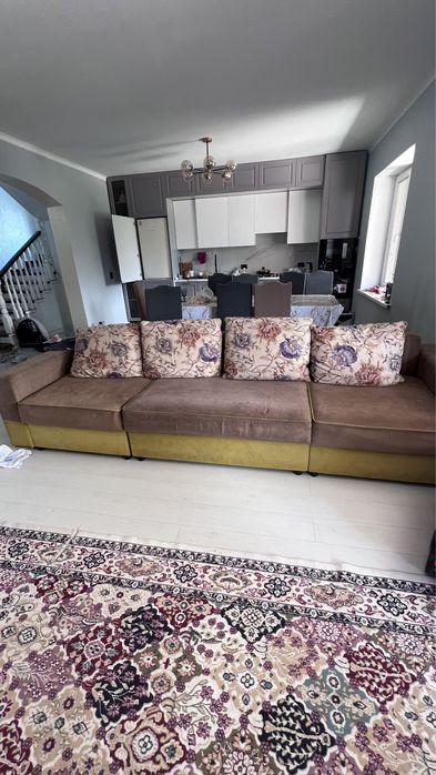 Диван для гостиной