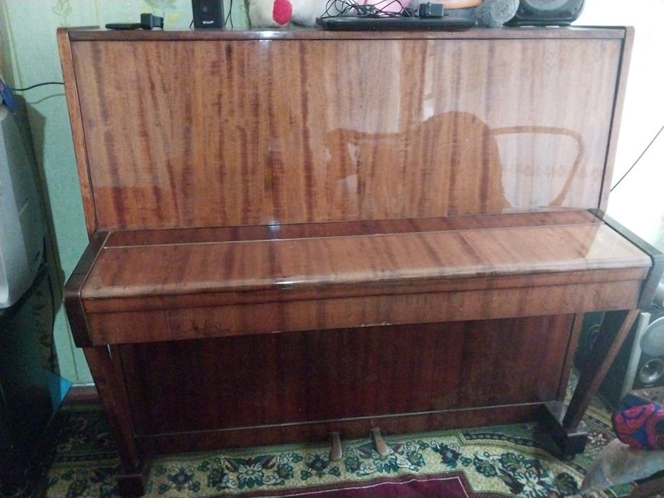 Pianino Belorus sotiladi