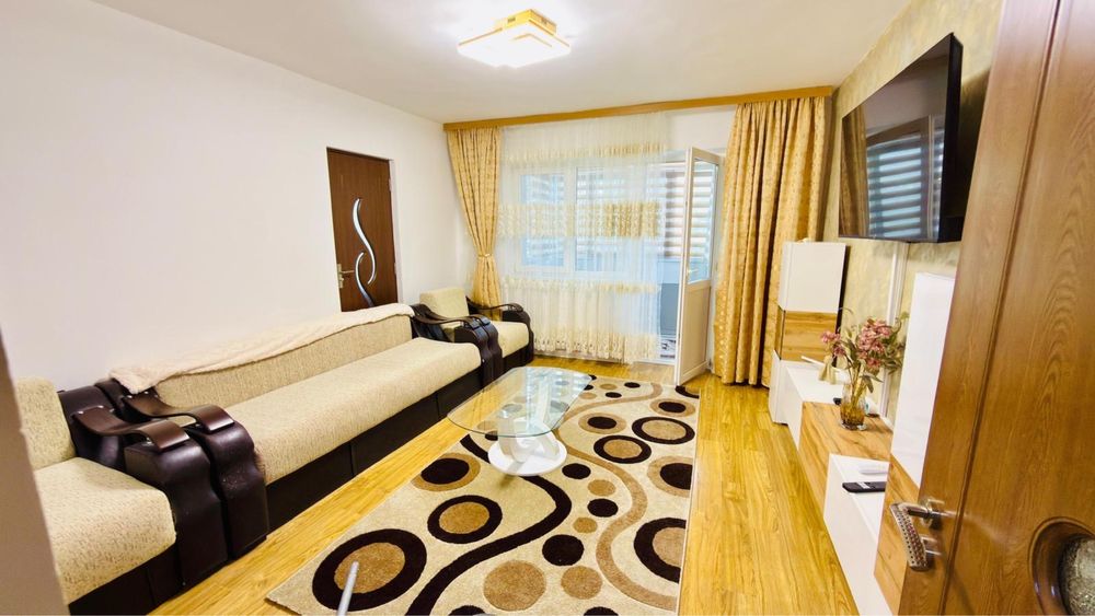 Apartament 3 camere de inchiriat