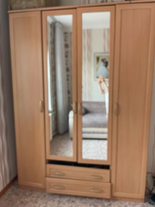 Продается шифоньер