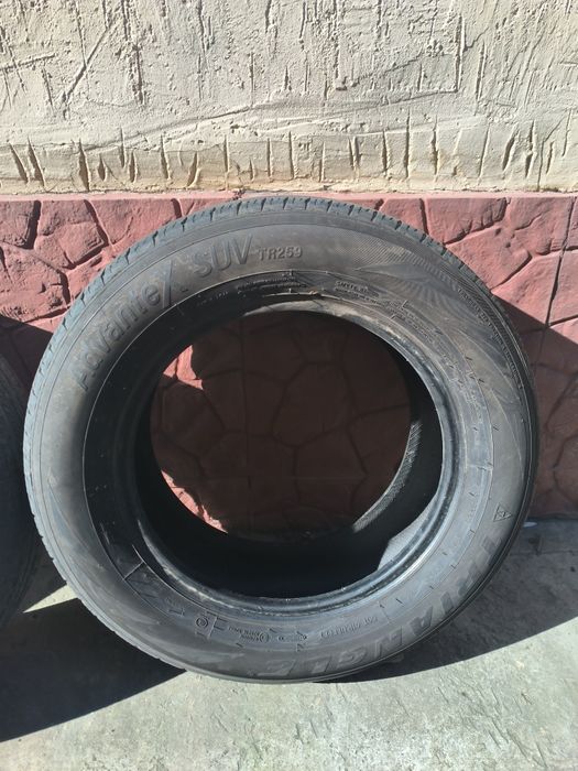 Покрышки летние 215/60R16
