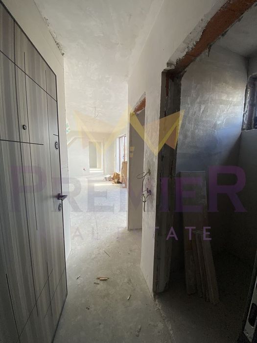 Продава се Двустаен апартамент в София, Банишора - 66 кв.м за 1275 €/кв.м - Снимка #1