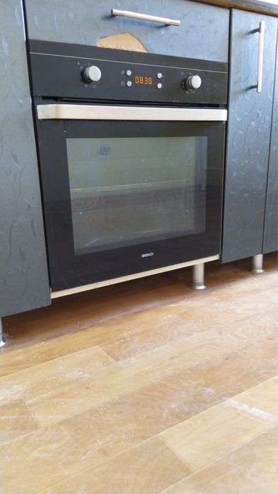 Продам духовку