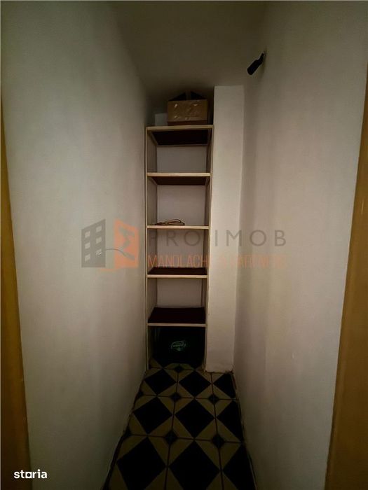 Apartament 3 camere cf 1 semidecomandat  zona Unirii Sud