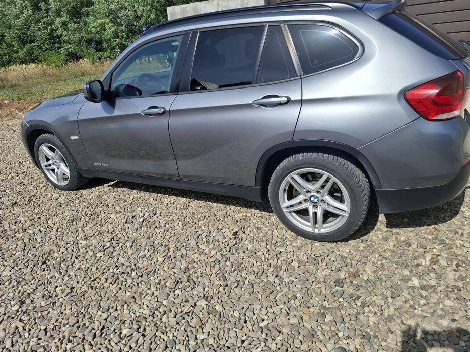 BMW X1 2011 — imagine 4