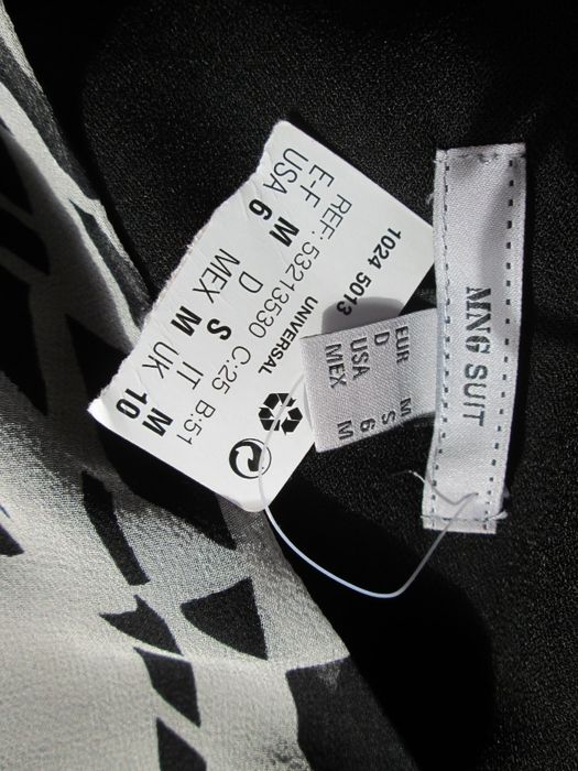 Нова с етикет маркова копринена туника MANGO,номер М-L