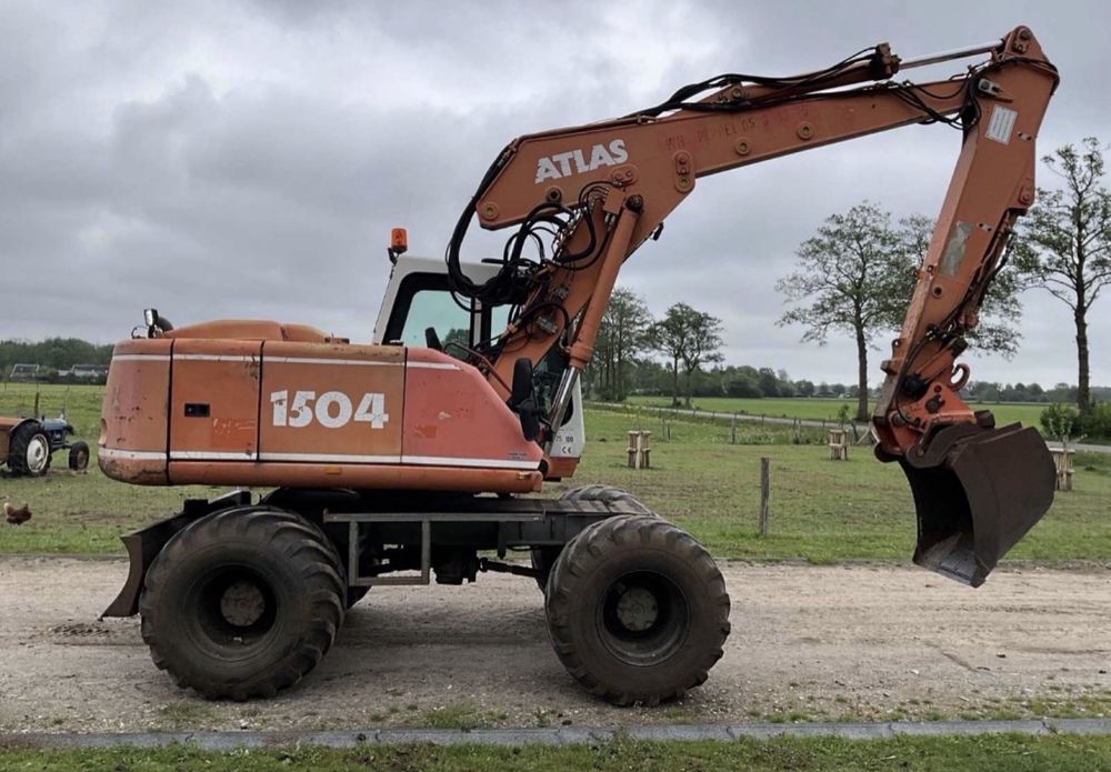 Dezmembrez Atlas 1504
