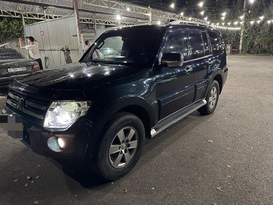 Mitsubishi pajero