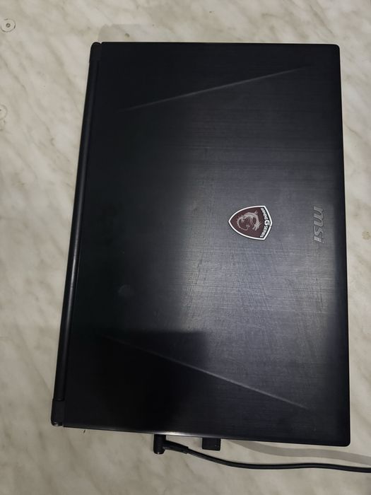 Ноутбук msi i7.
