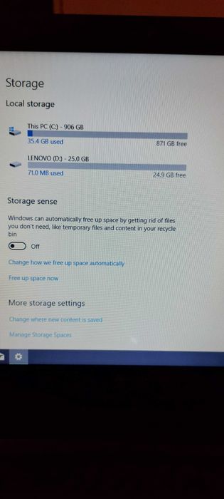 Продавам лап топ LENOVO G 50-30 много запазен