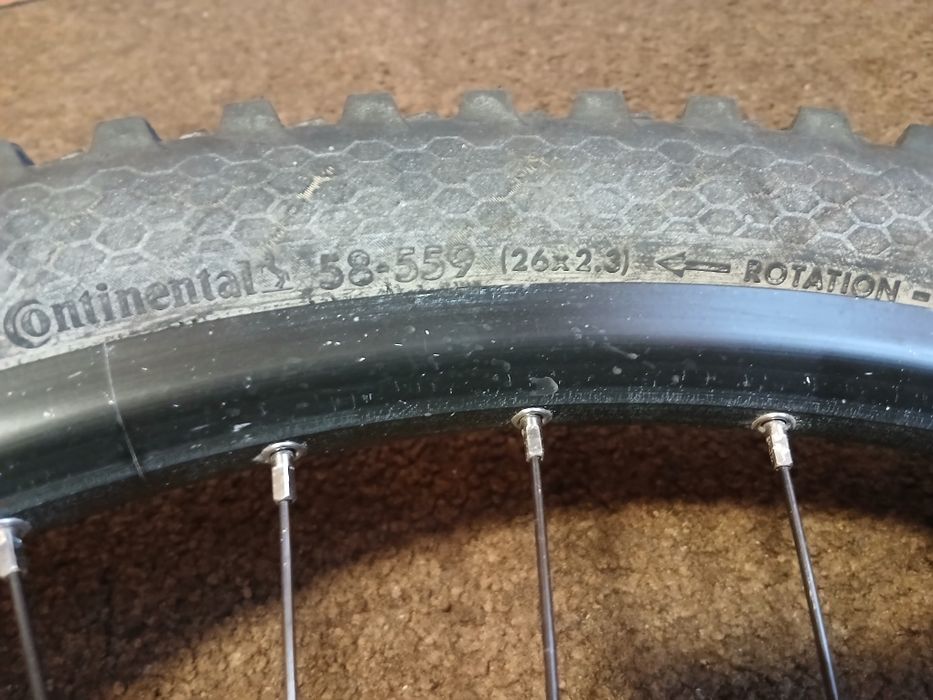 Roata Downhill Thru Axle