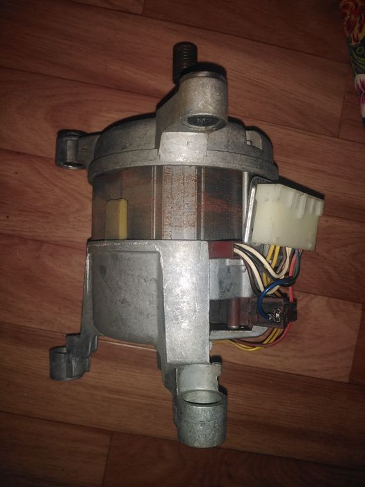 Моторчик от стиральной машины ARDO