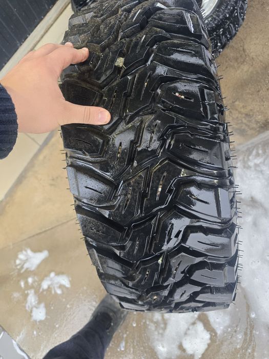 Джанти с гуми  235/65R17 EQUIPE VIPER M/T 115/113Q