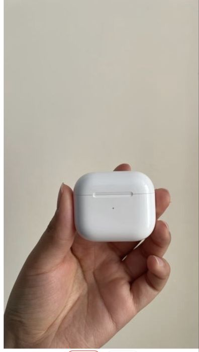 Продам Apple AirPods 3