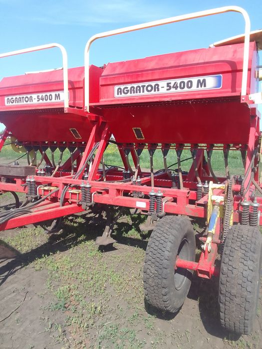 Продается трактор с сеялкой Агратор5.4