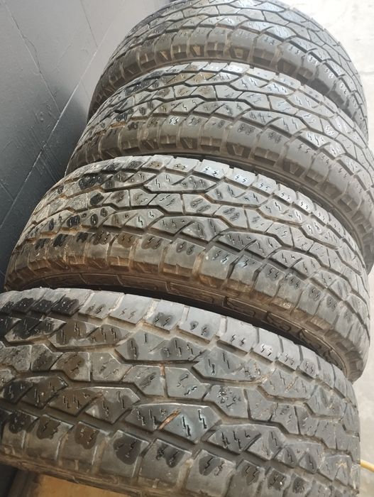 Продам шину 4 шт штука