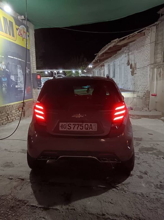 Spark sotiladi 2017 yil 140ming prabeg metan qoyilgan kraska tozza