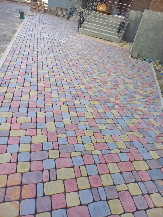 Укладка брусчатки.Поребрик. Бордюры!!!