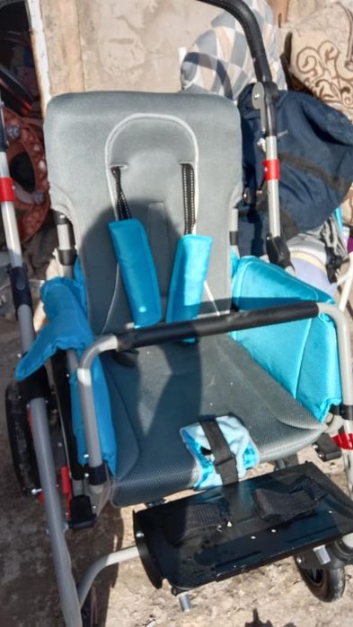 Продам инвалидную коляскудля дома и улицы в ОТС