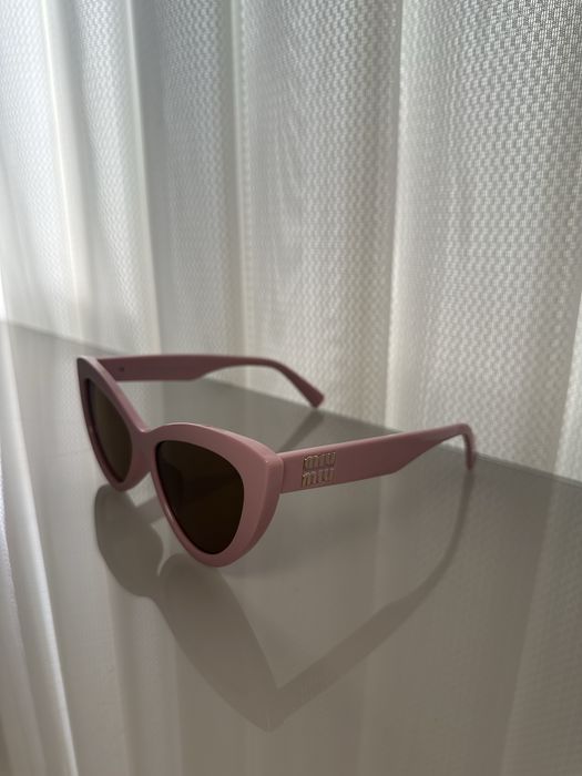 Дамски слънчеви очила различни видове марки Miu Miu Celine Chanel Loewe Fendi Valentino Dior