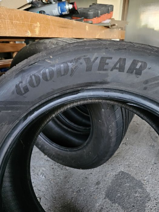Anvelope set 4 buc Goodyear Eagle F1 anvelopa 235 60 R18
