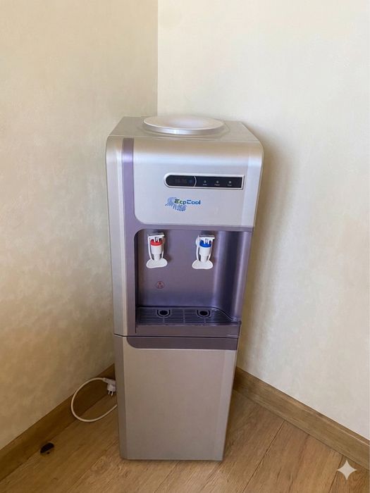 Продам кулер для воды