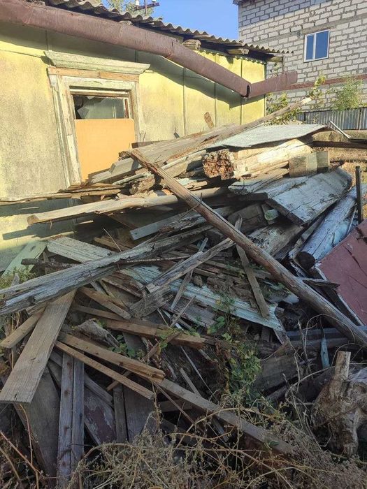 Дрова / доски на растопку (самовывоз) — 5 кубов.