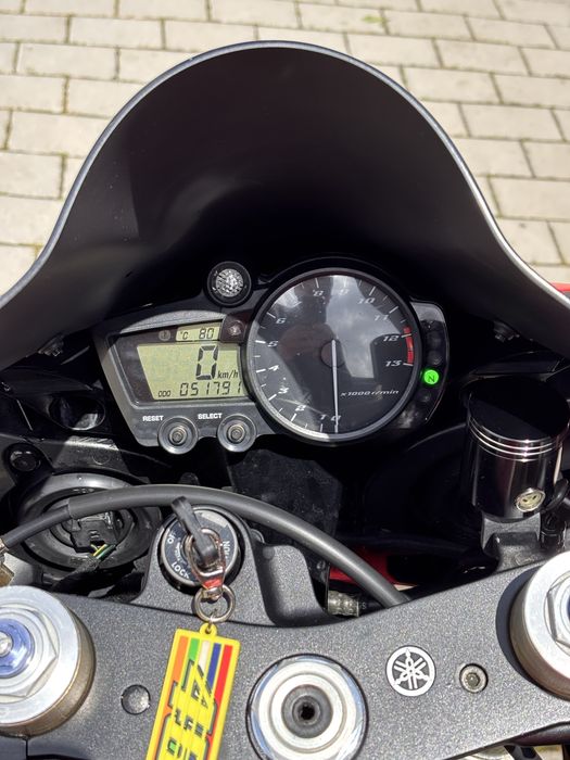 Yamaha R1 2003 RN09