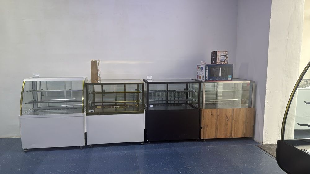 Витринный холодильник
