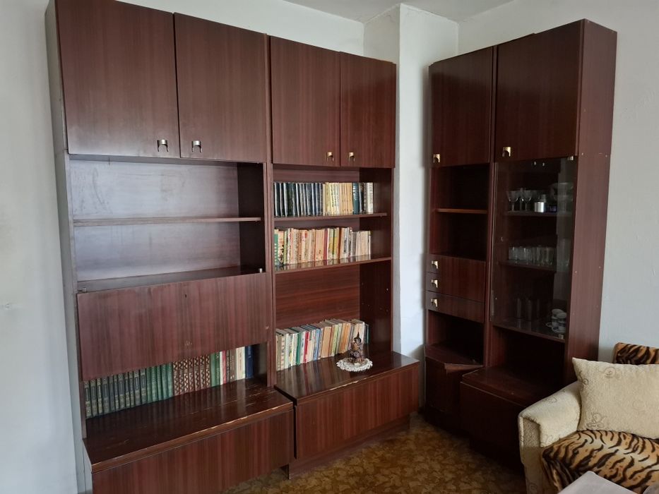 Продавам секция за хол/всекидневна Пловдив