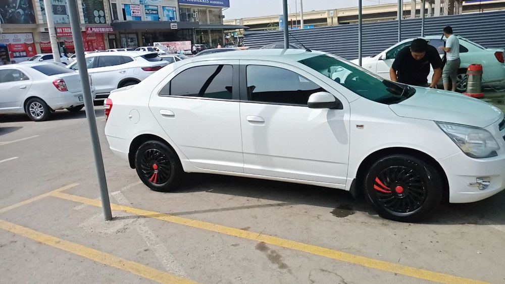 Срочно продаётся Chevrolet Cobalt 3 позиция