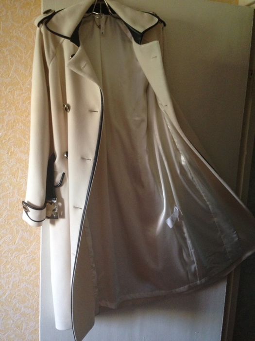 Продам пальто Waggon Paris