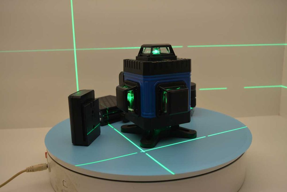 Promotie contine doua acumulatori  Promotie Nivela unda verde 4D 16 lini fara telecomanda  New Nivelă Laser kkamoon 16 lini 4D fascicul raza verde  Of