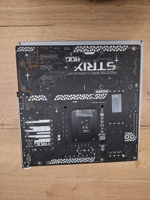 Asus ROG STRIX B760-G Gaming WIFI D5