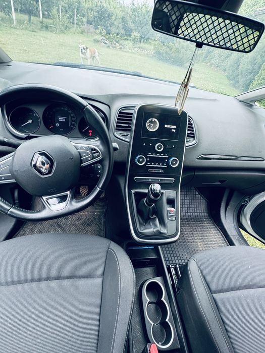 Renault Scenic autoutilitara