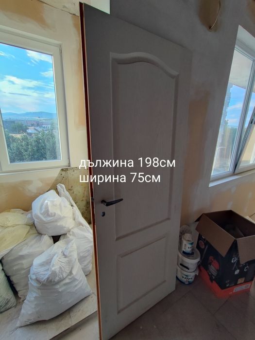 Чисто нова врата