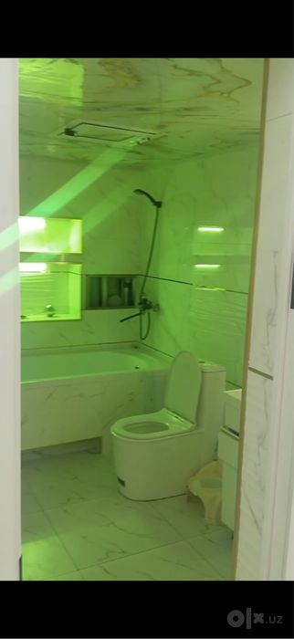 Qarshi kvartira 4 xona 2 etajli.