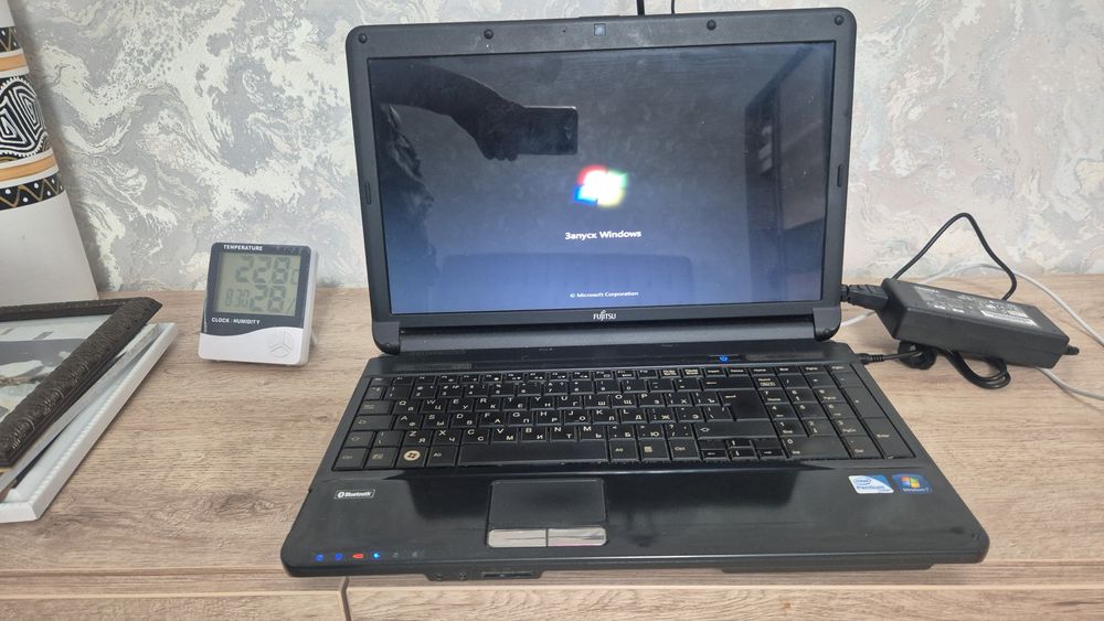 Продам две ноутбука