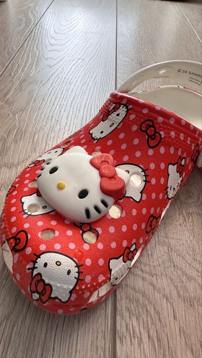 Crocs Hello Kitty Collection, оригинал, размер J3 (24 см)