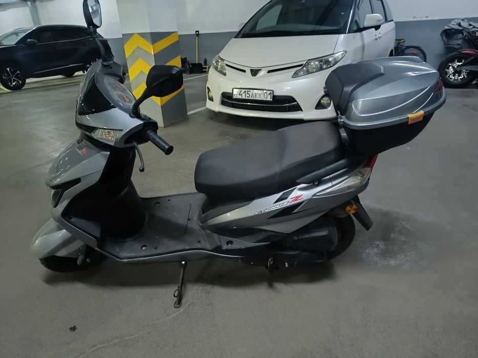 Продам скутер 125ка.